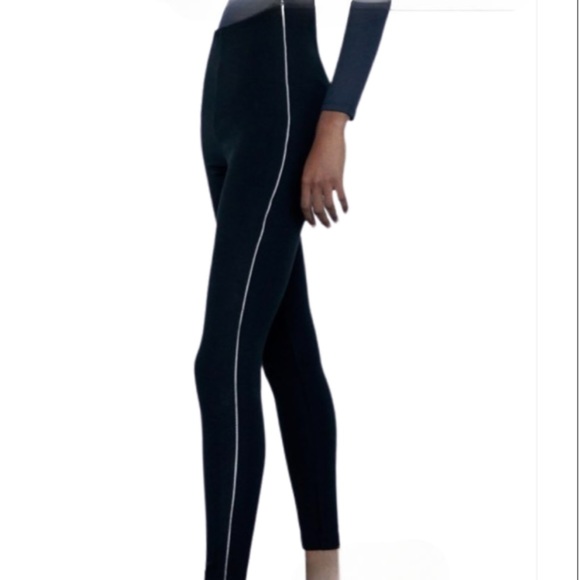 Zara leggings amb llista lateral Estrás Andorra in black. - Picture 3 of 8